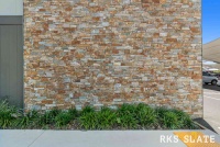 Натуральный камень для фасада RKS SLATE Beige Quartz Strips